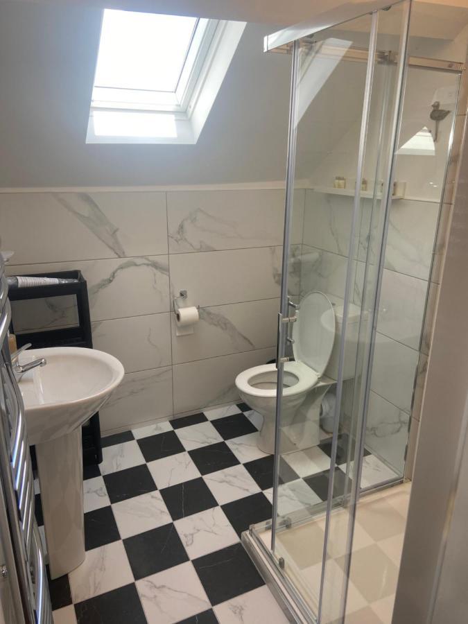 딩글 Adams Townhouse B&B 외부 사진